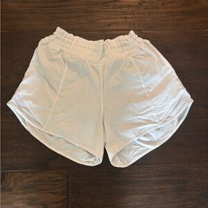 Lululemon Athletica White Hotty Hot High-Rise Lined Short 4”